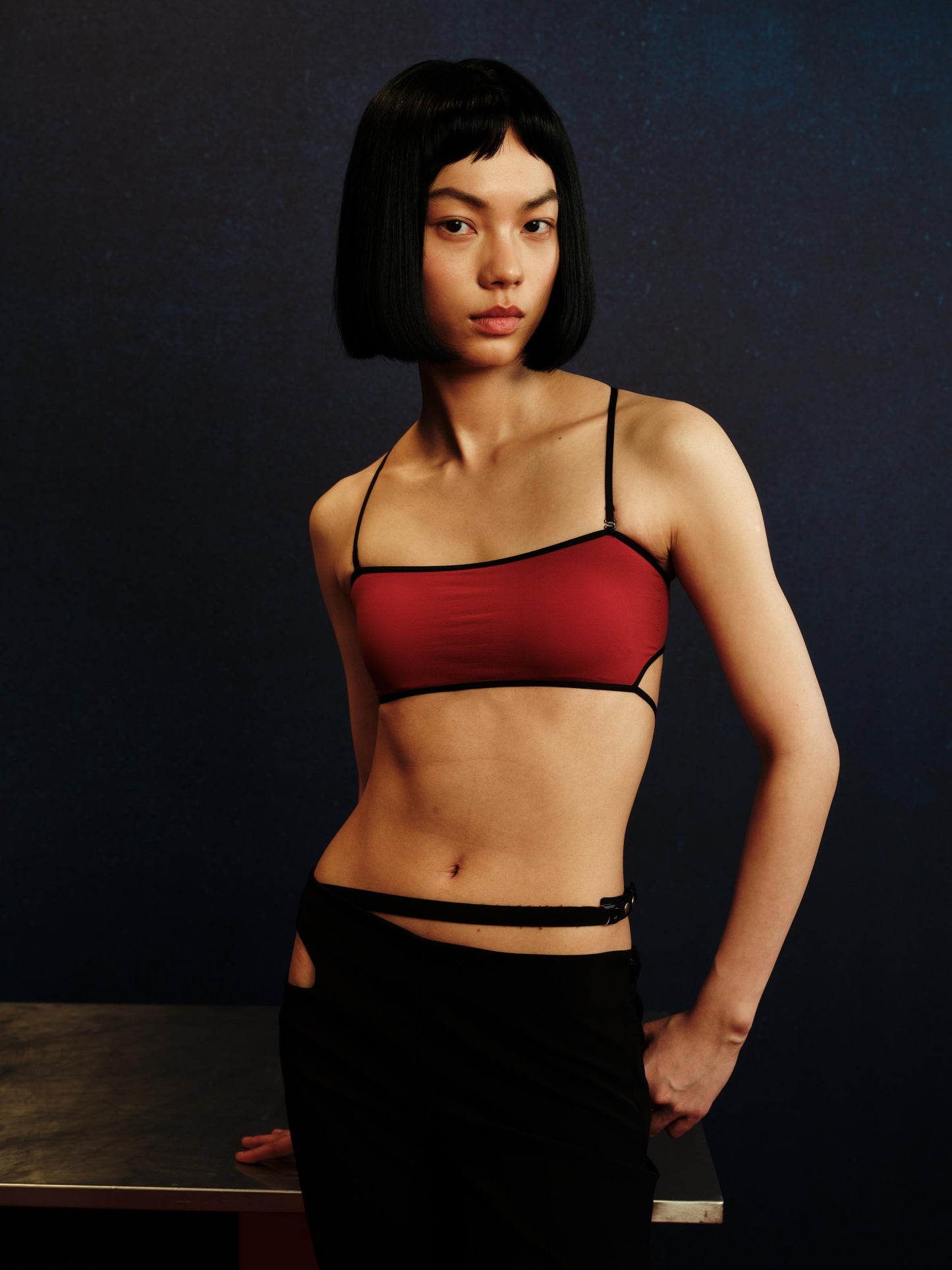 Contrast Strap Cutout Fixed Padding Tube Top Bra - The Blender