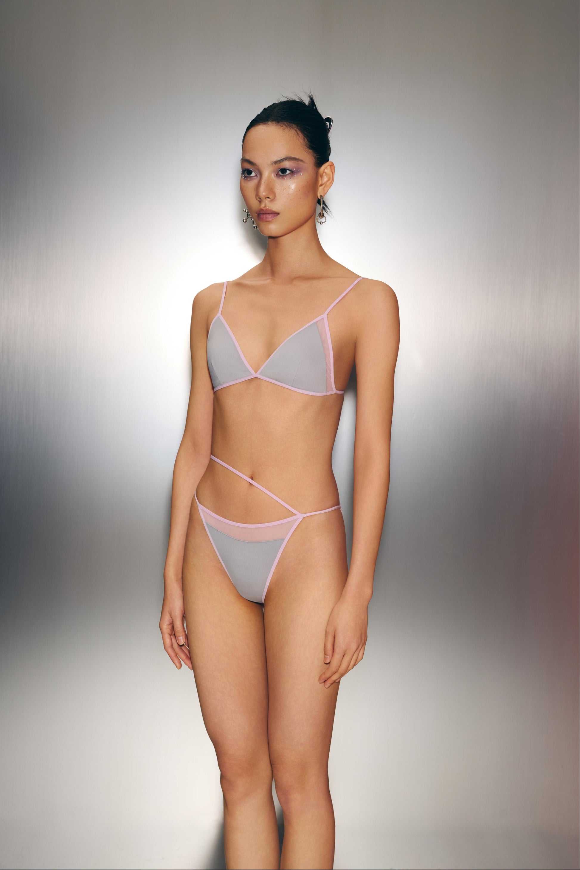 Contrast Mesh Panel Triangle Cup Bra - The Blender