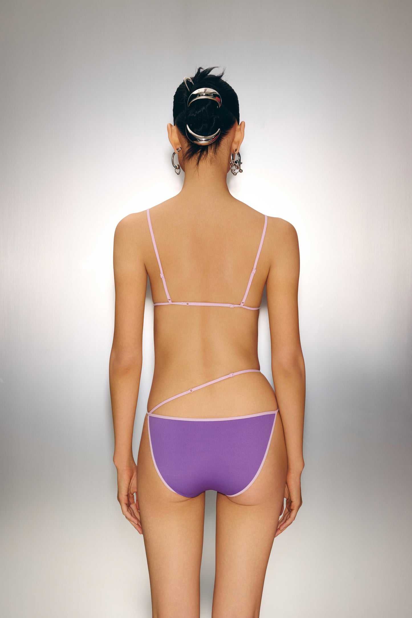 Contrast Mesh Panel Triangle Cup Bra - The Blender