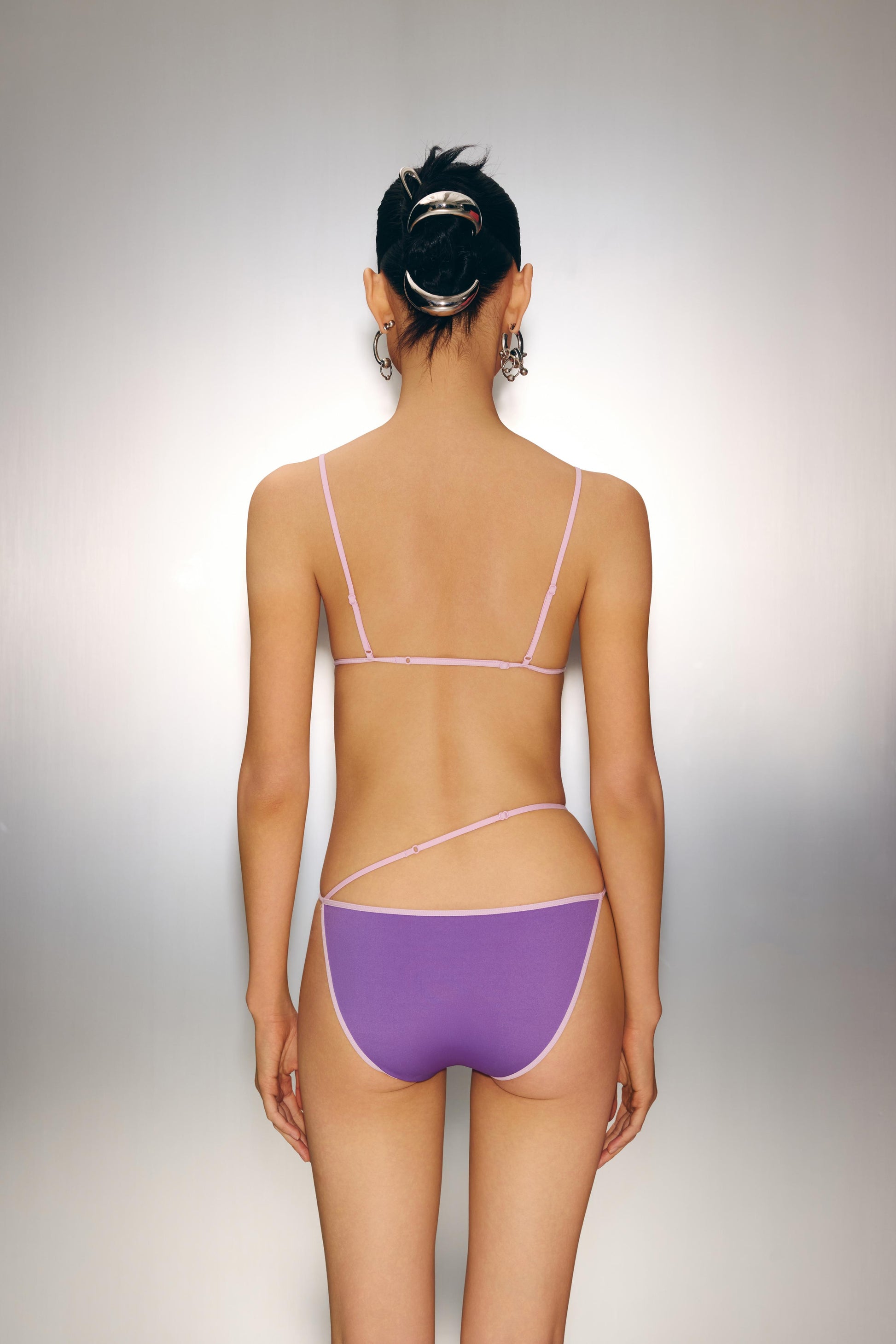 Contrast Mesh Panel Triangle Cup Bra - The Blender