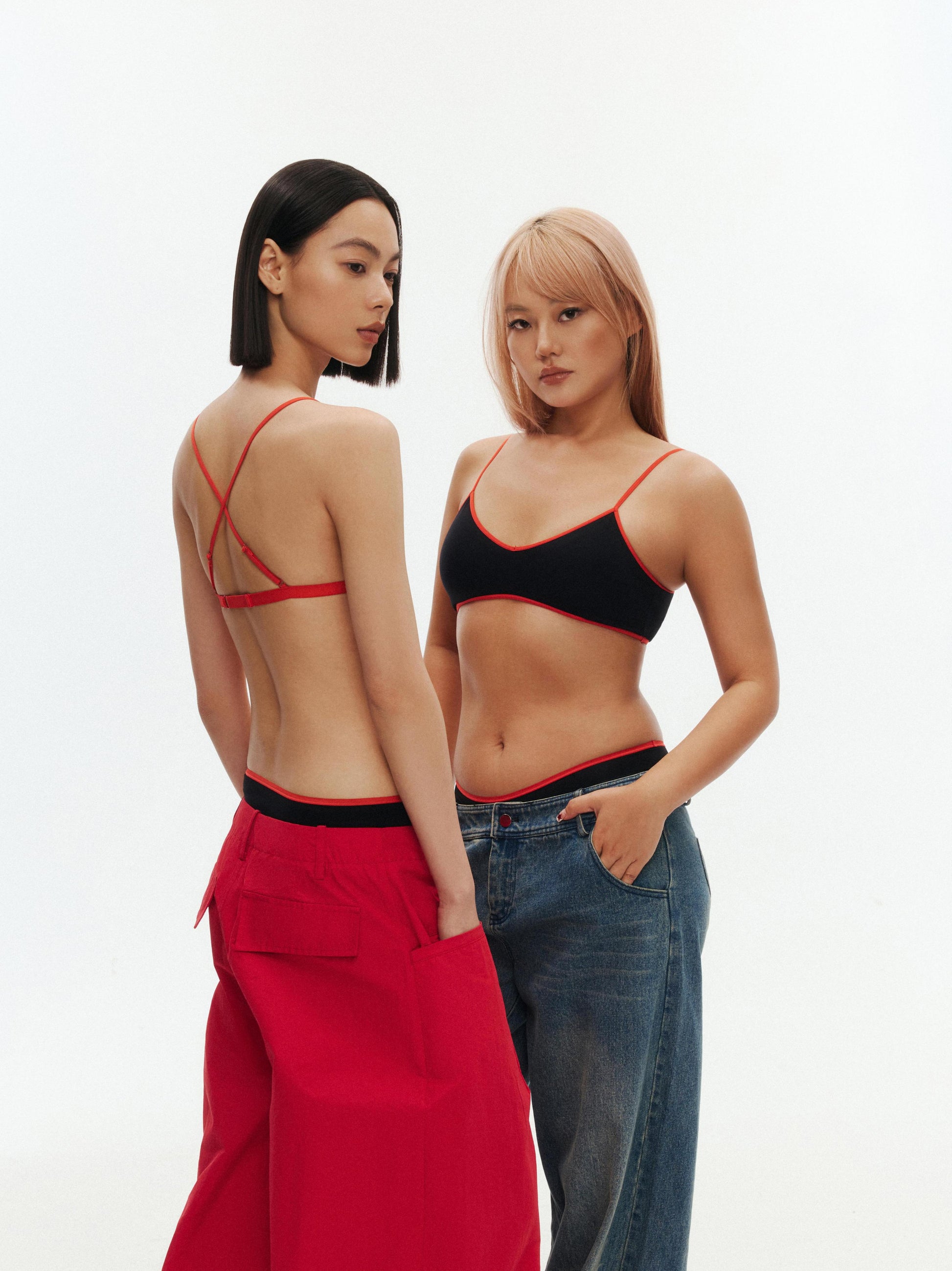 Contrast Color V-neck Vest Bra - The Blender