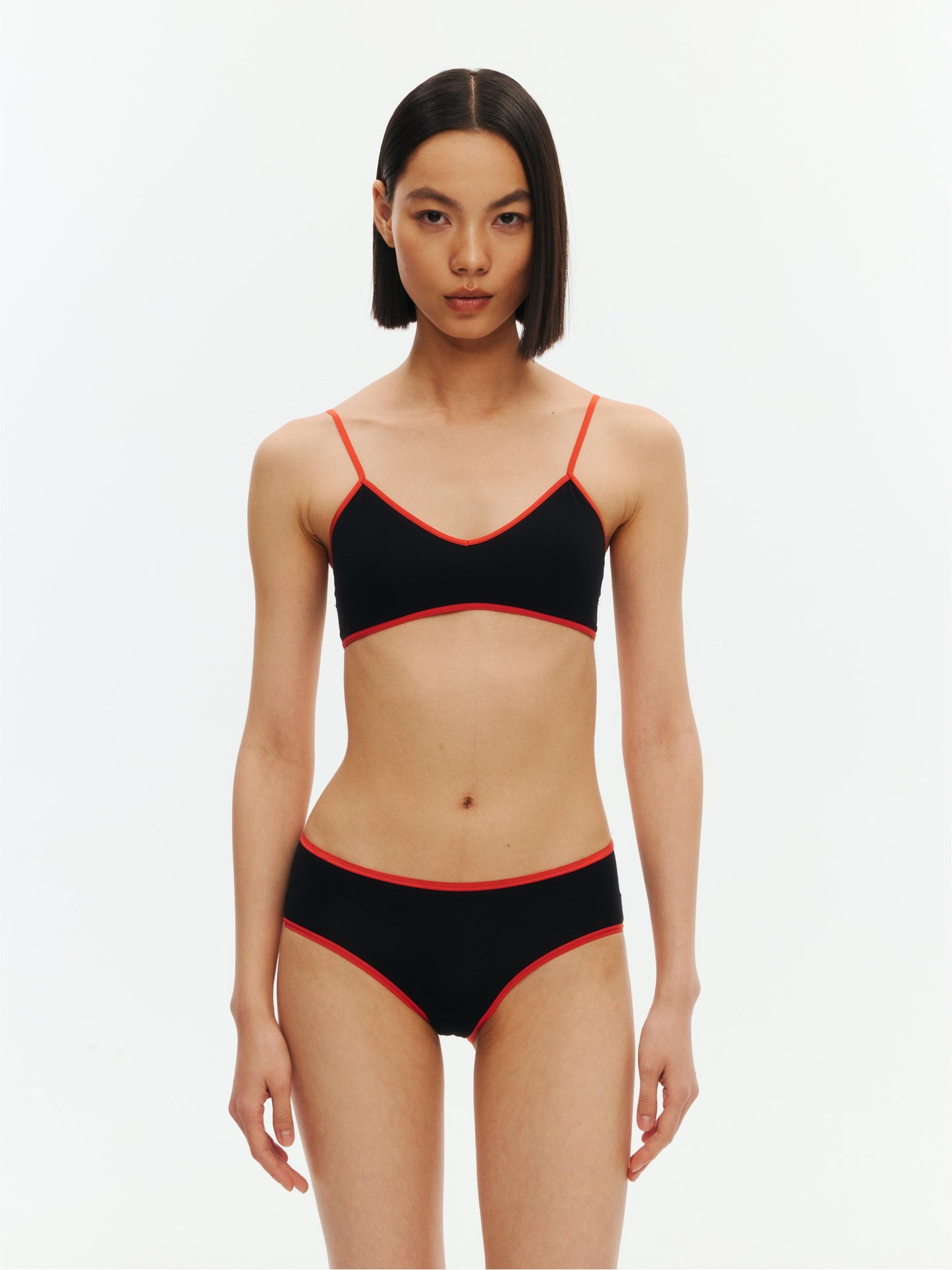 Contrast Color Comfort Low-Rise Briefs - The Blender