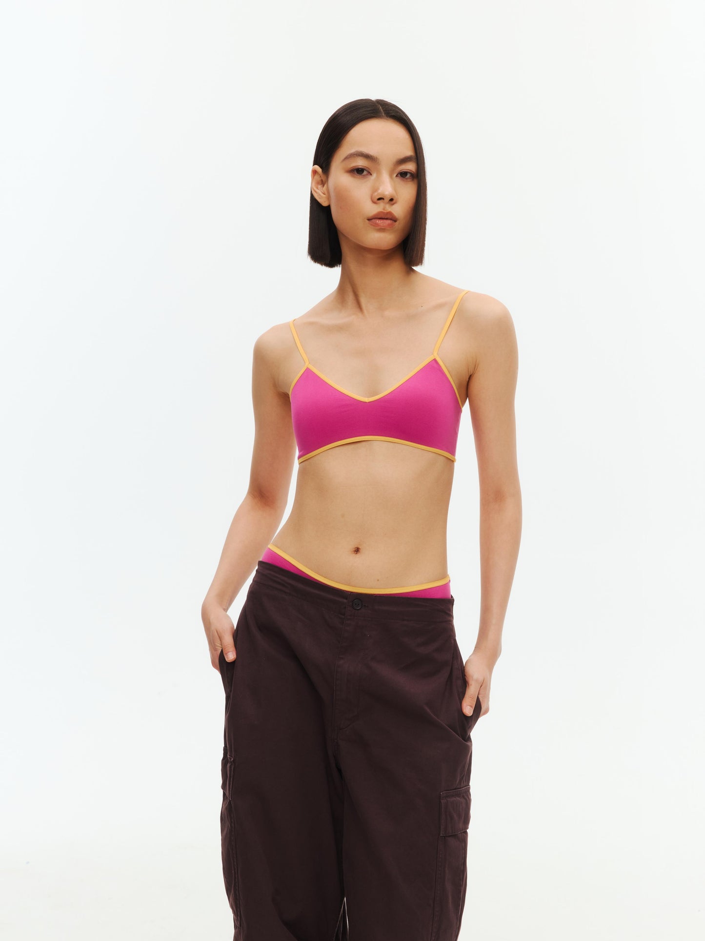 Contrast Color V-neck Vest Bra - The Blender