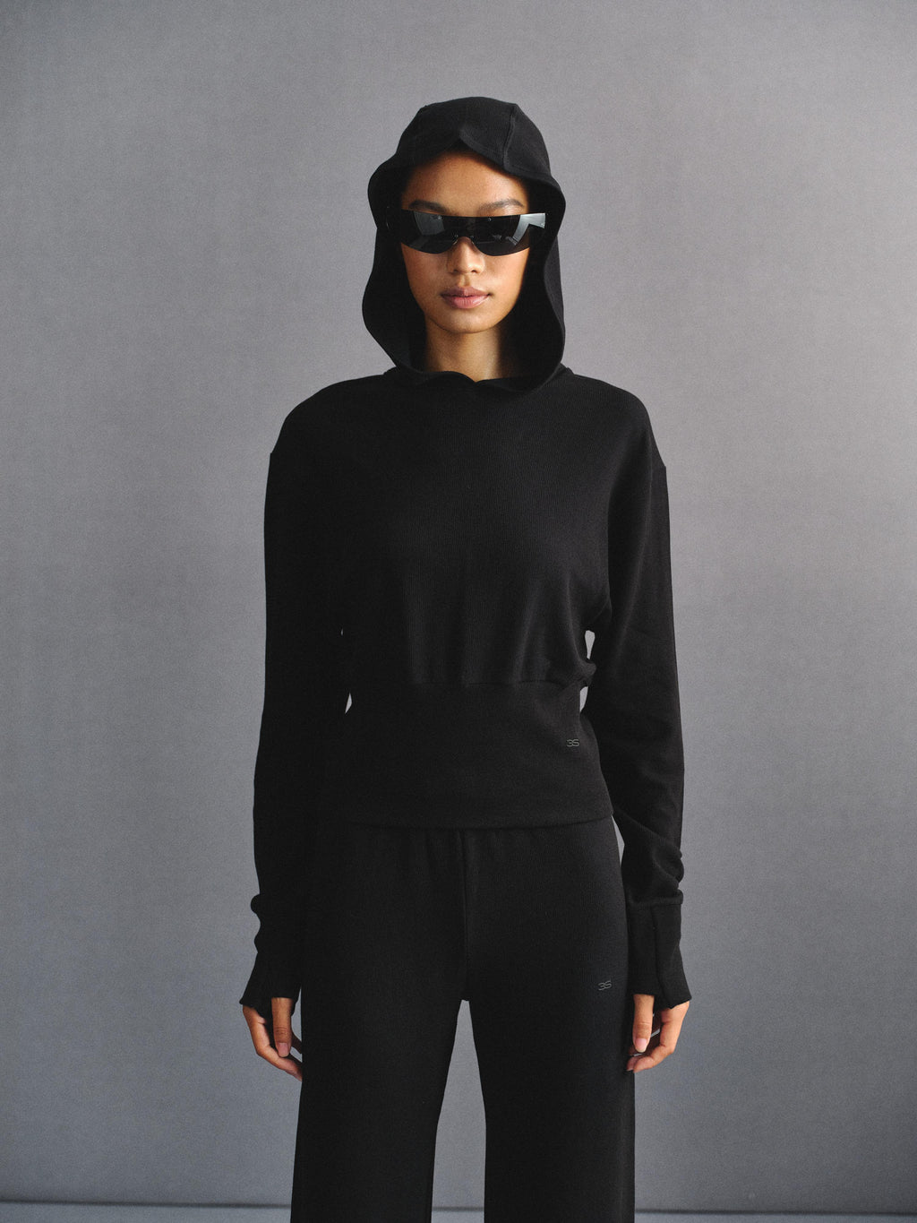 「3S」Long‑Sleeve Oversized Cropped Hoodie - The Blender