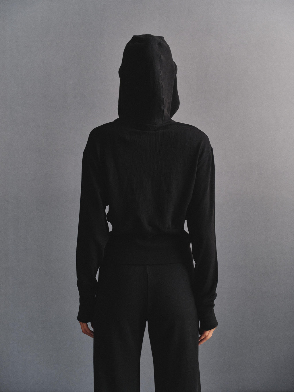 「3S」Long‑Sleeve Oversized Cropped Hoodie - The Blender