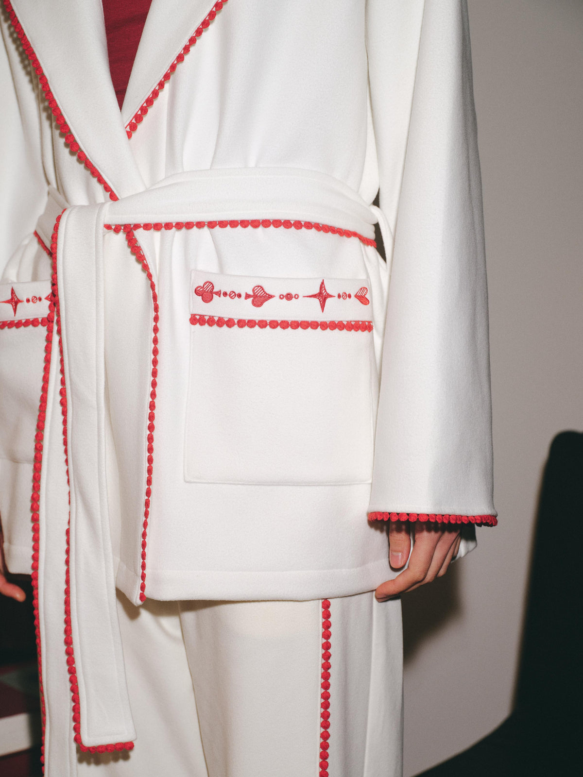 Contrast‑Color Lace Hooded Loungewear Robe