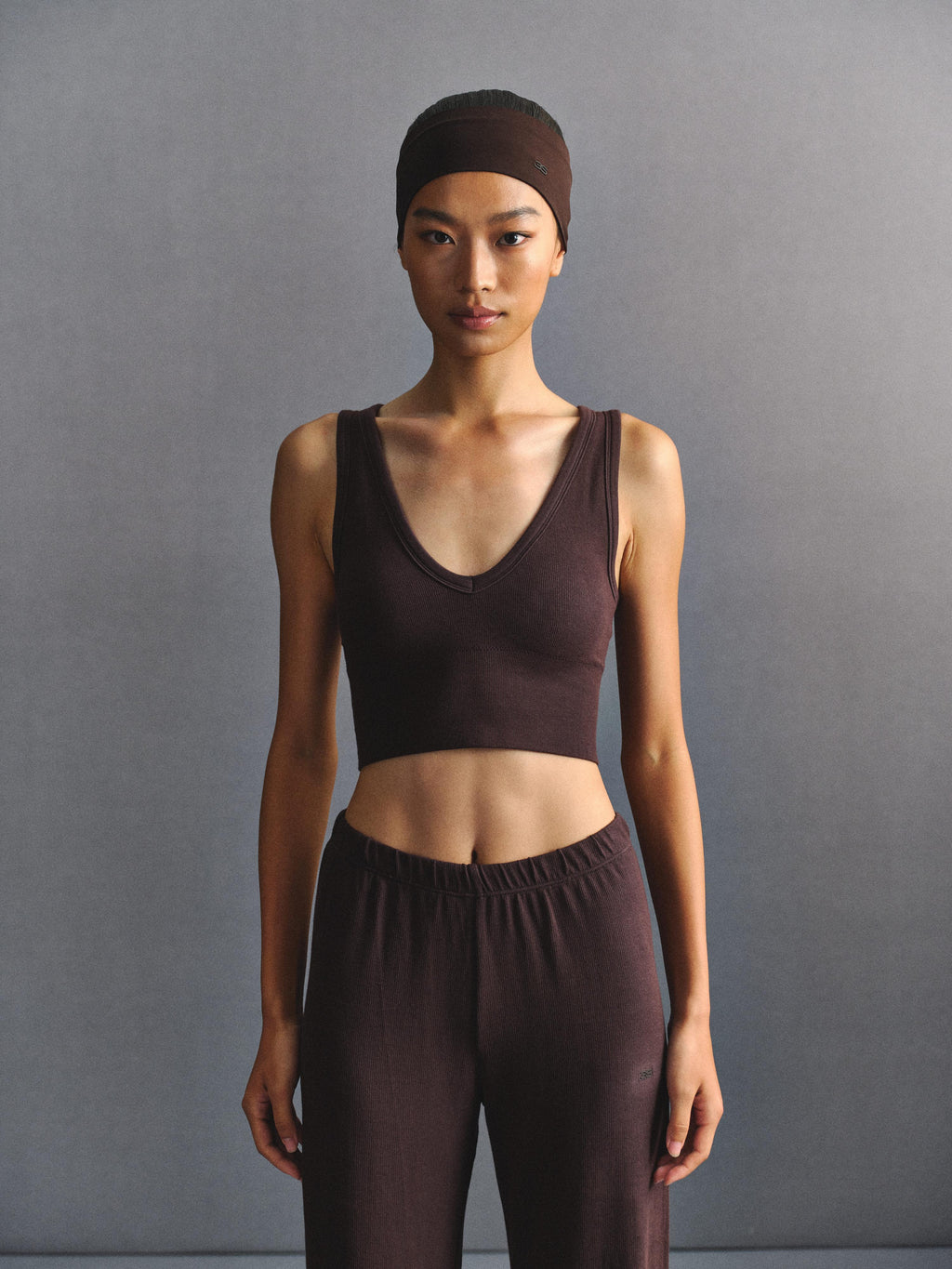 「3S」Cropped Deep V‑Neck Cami Top - The Blender