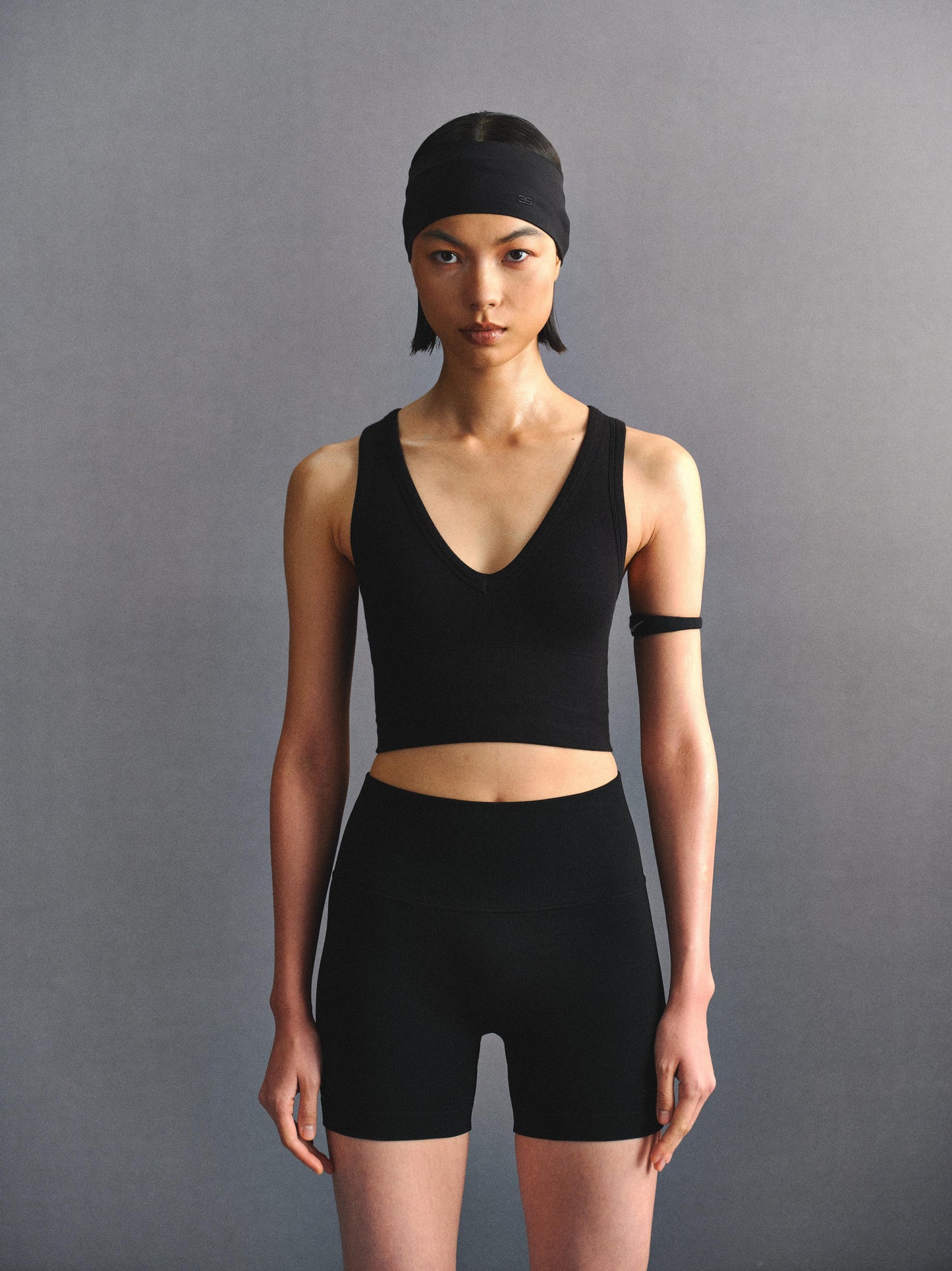 「3S」Cropped Deep V‑Neck Cami Top