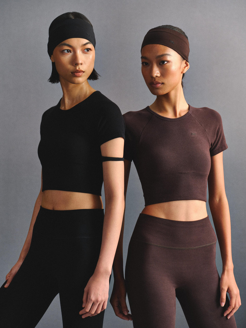 「3S」Ribbed Crew‑Neck Cropped Short‑Sleeve Top - The Blender