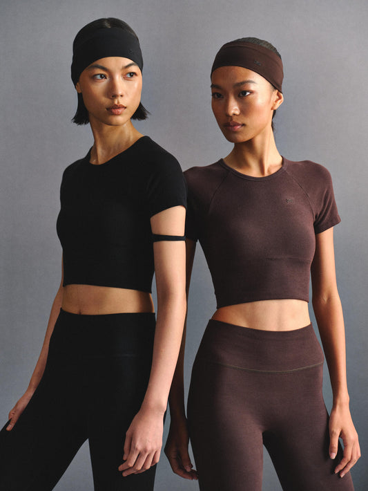 「3S」Ribbed Crew‑Neck Cropped Short‑Sleeve Top