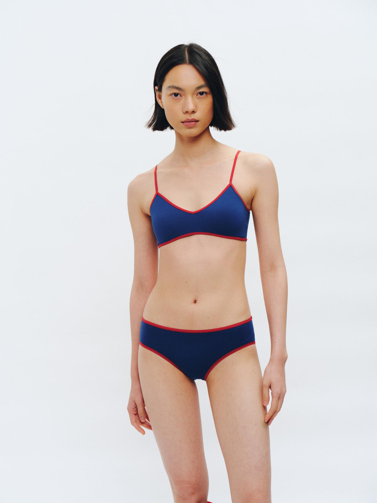 Contrast Color Comfort Low-Rise Briefs - The Blender