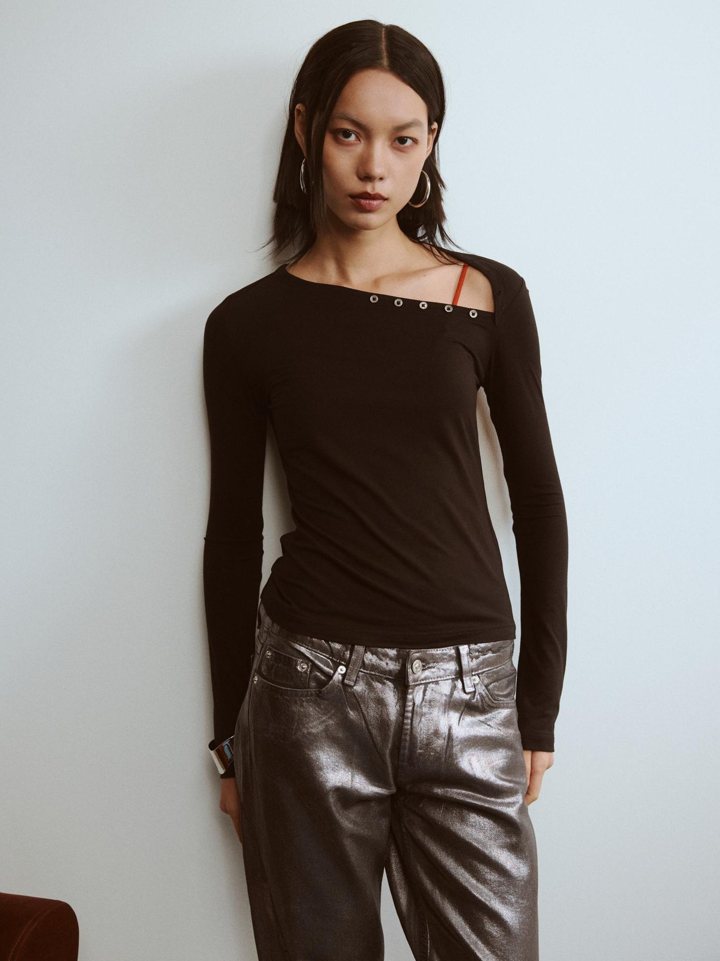 Slant Henley Collar Long-Sleeve Tee - The Blender