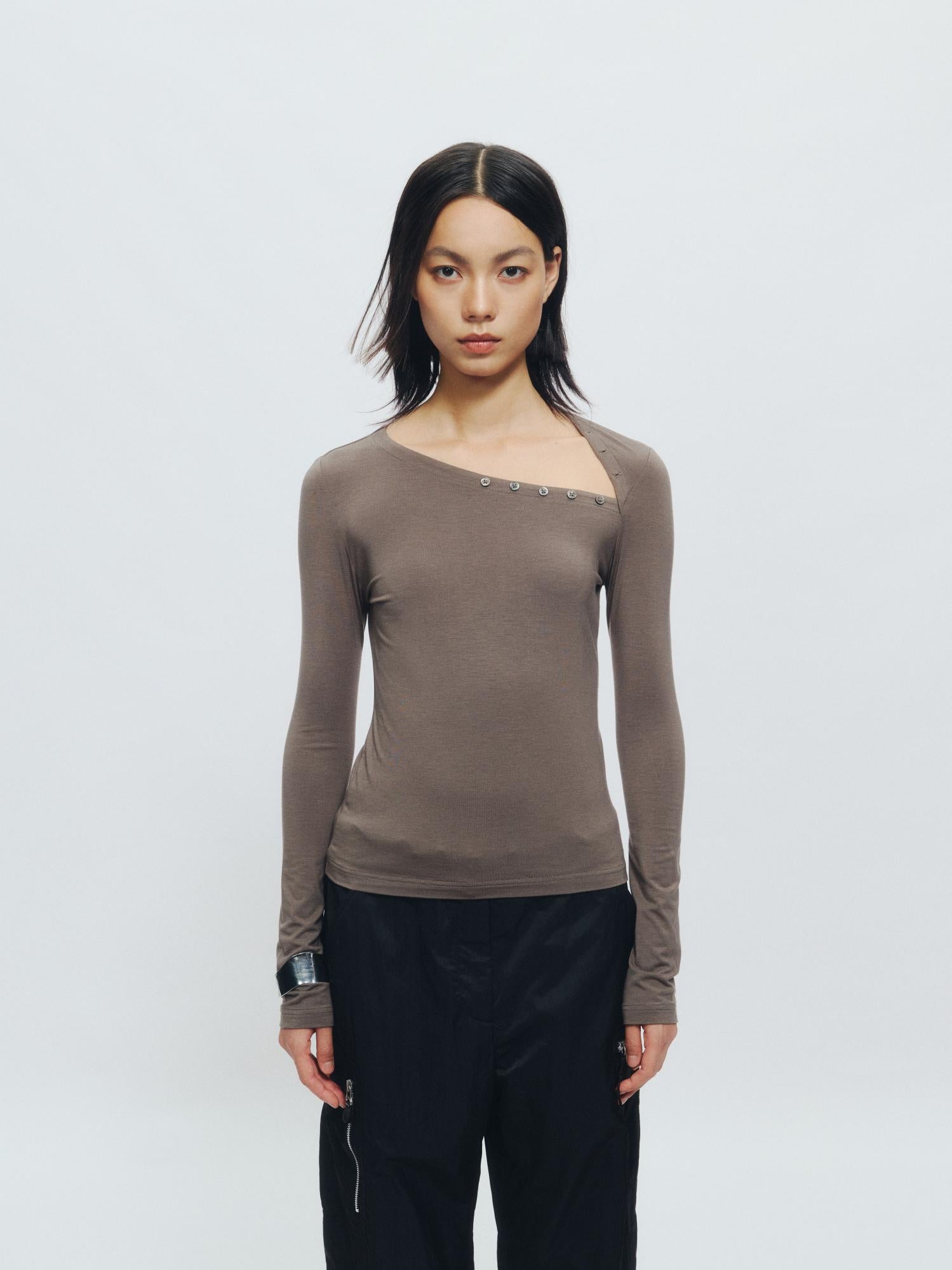 Slant Henley Collar Long-Sleeve Tee - The Blender