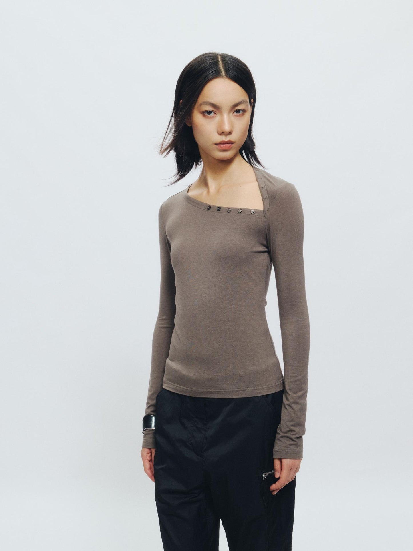 Slant Henley Collar Long-Sleeve Tee - The Blender