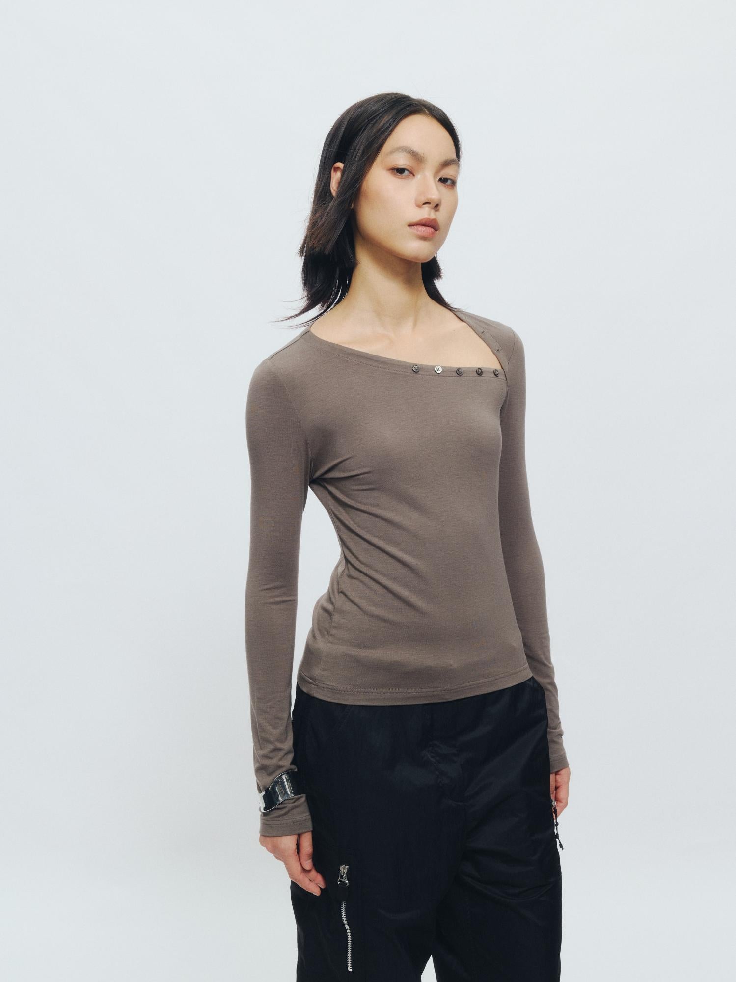 Slant Henley Collar Long-Sleeve Tee - The Blender