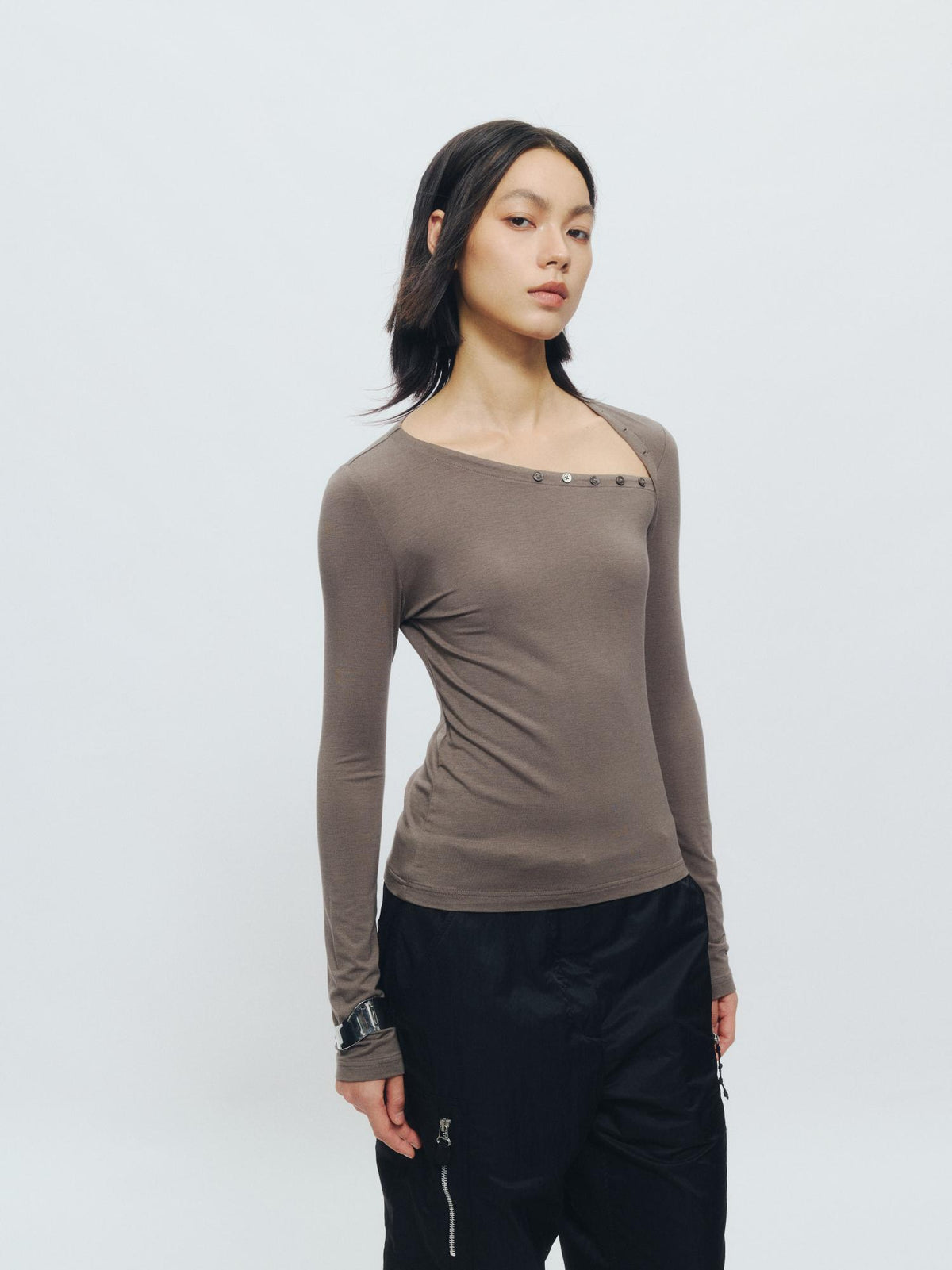 Slant Henley Collar Long-Sleeve Tee - The Blender