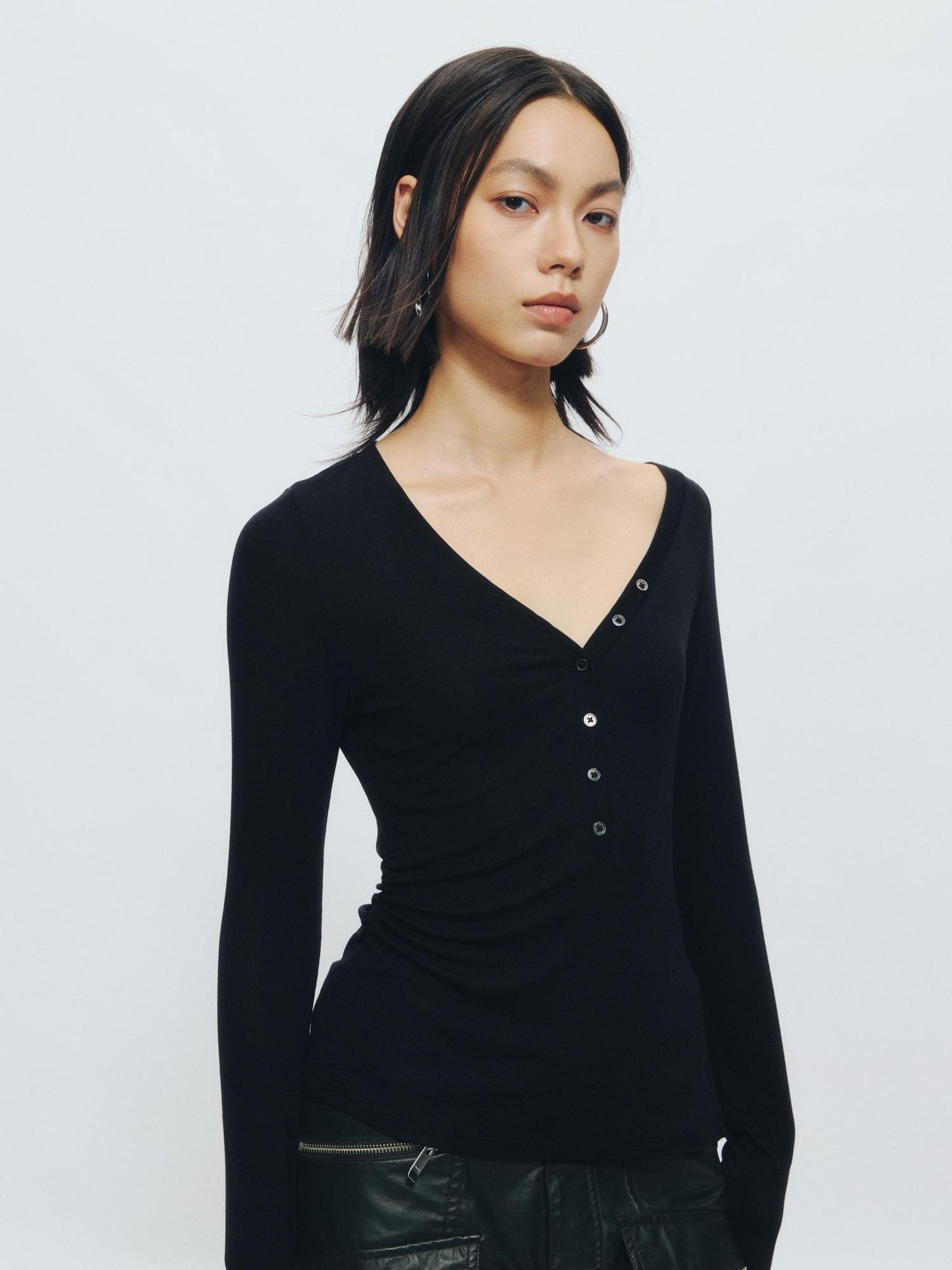 Asymmetrical Henley Collar Tencel-Wool Long-Sleeve Tee - The Blender