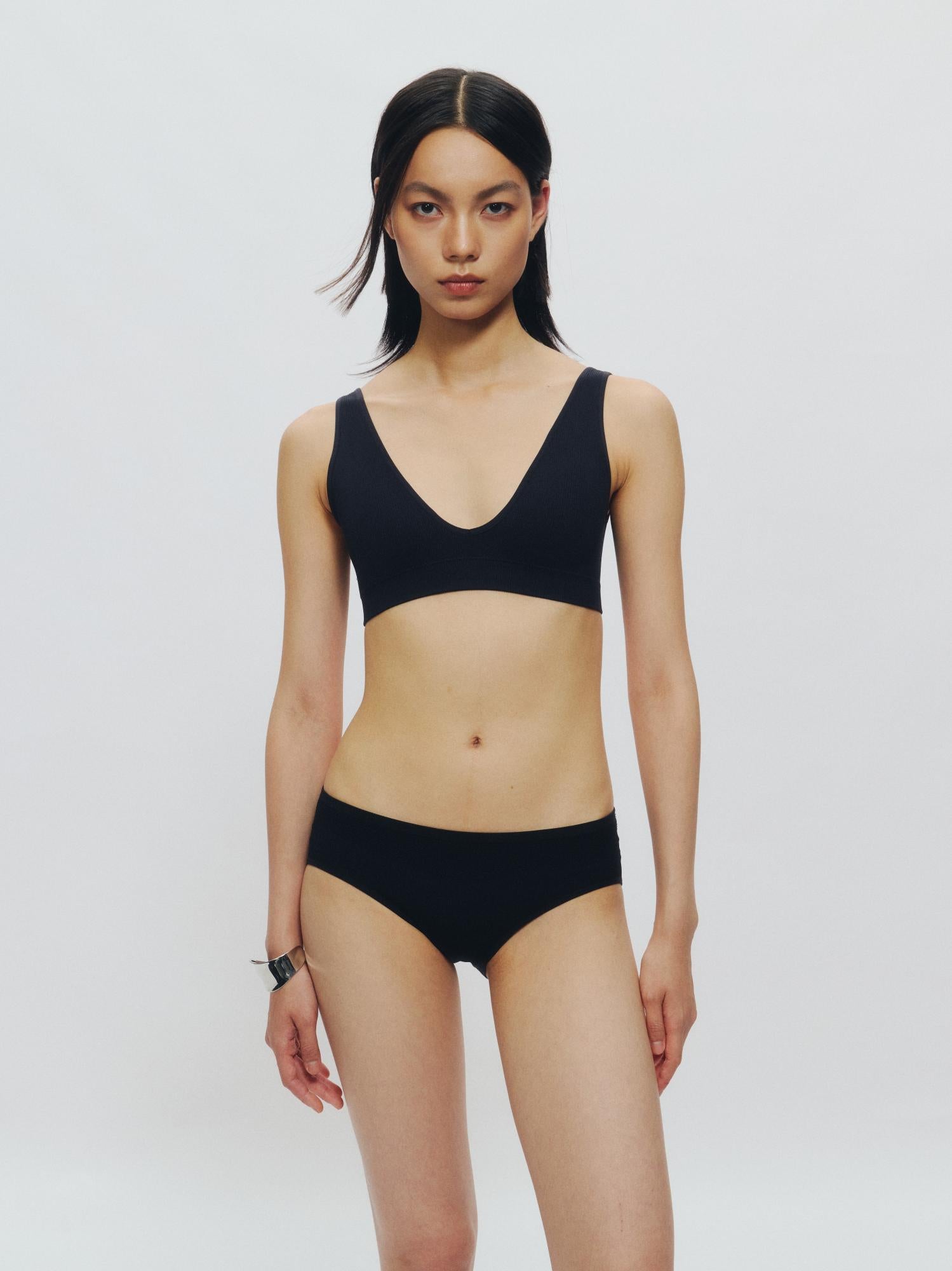 Mid-Rise Seamless Briefs - The Blender