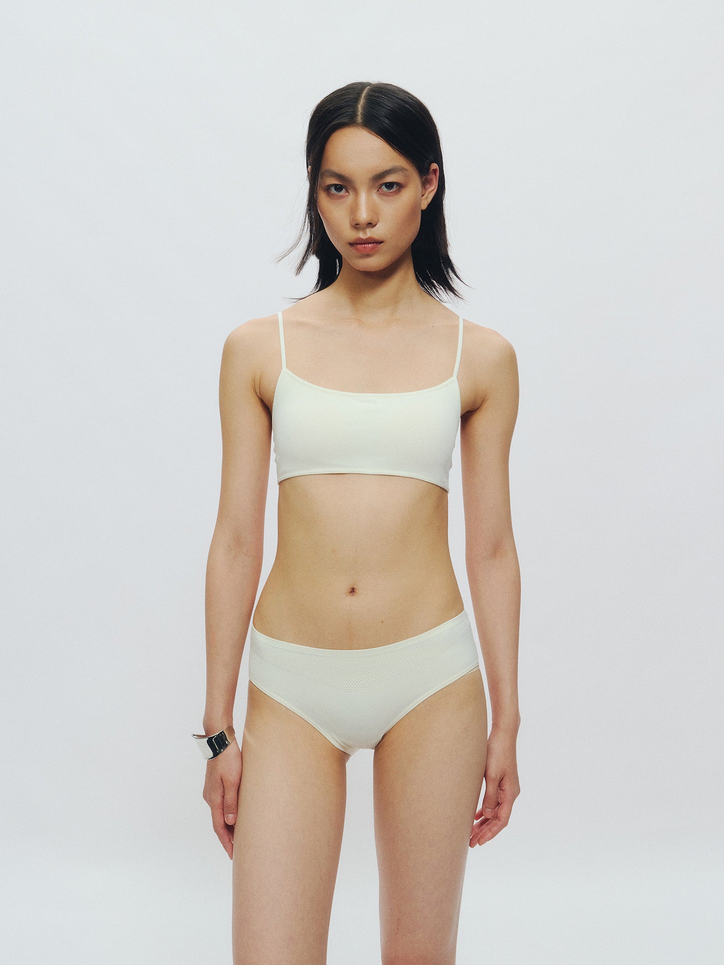 Flat Neck Narrow Cup Tank Bra - The Blender