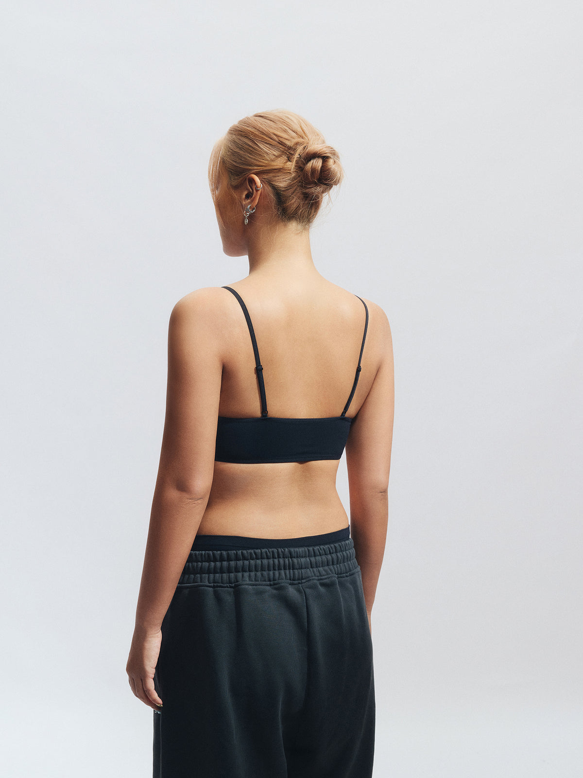 GREEEN Deep V-Neck Vest Bra - The Blender