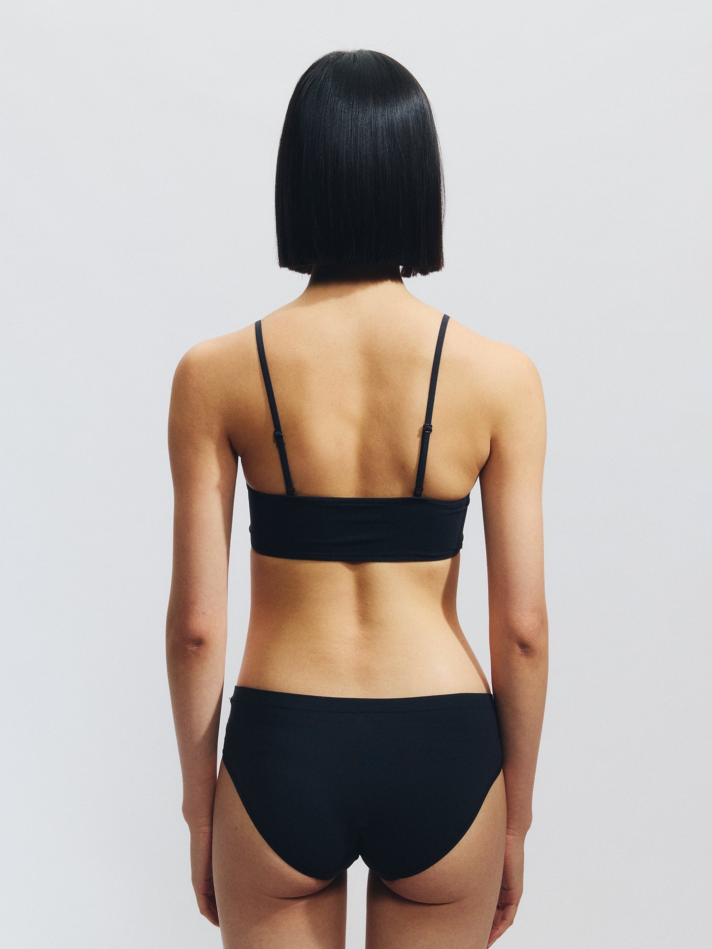 GREEEN Deep V-Neck Vest Bra - The Blender