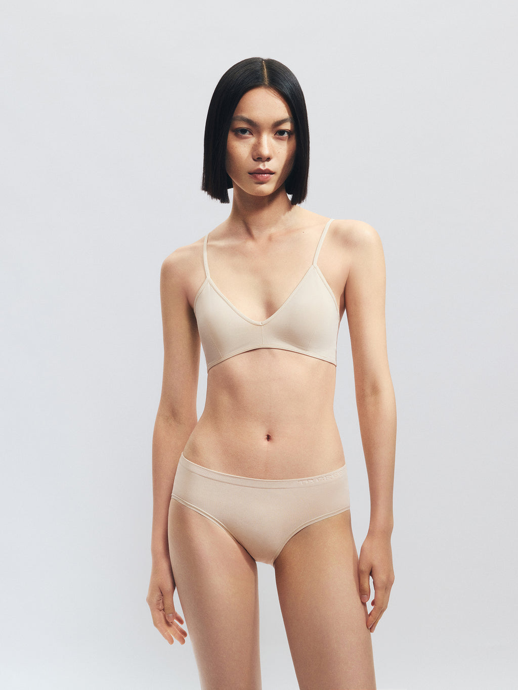 GREEEN Deep V-Neck Vest Bra - The Blender