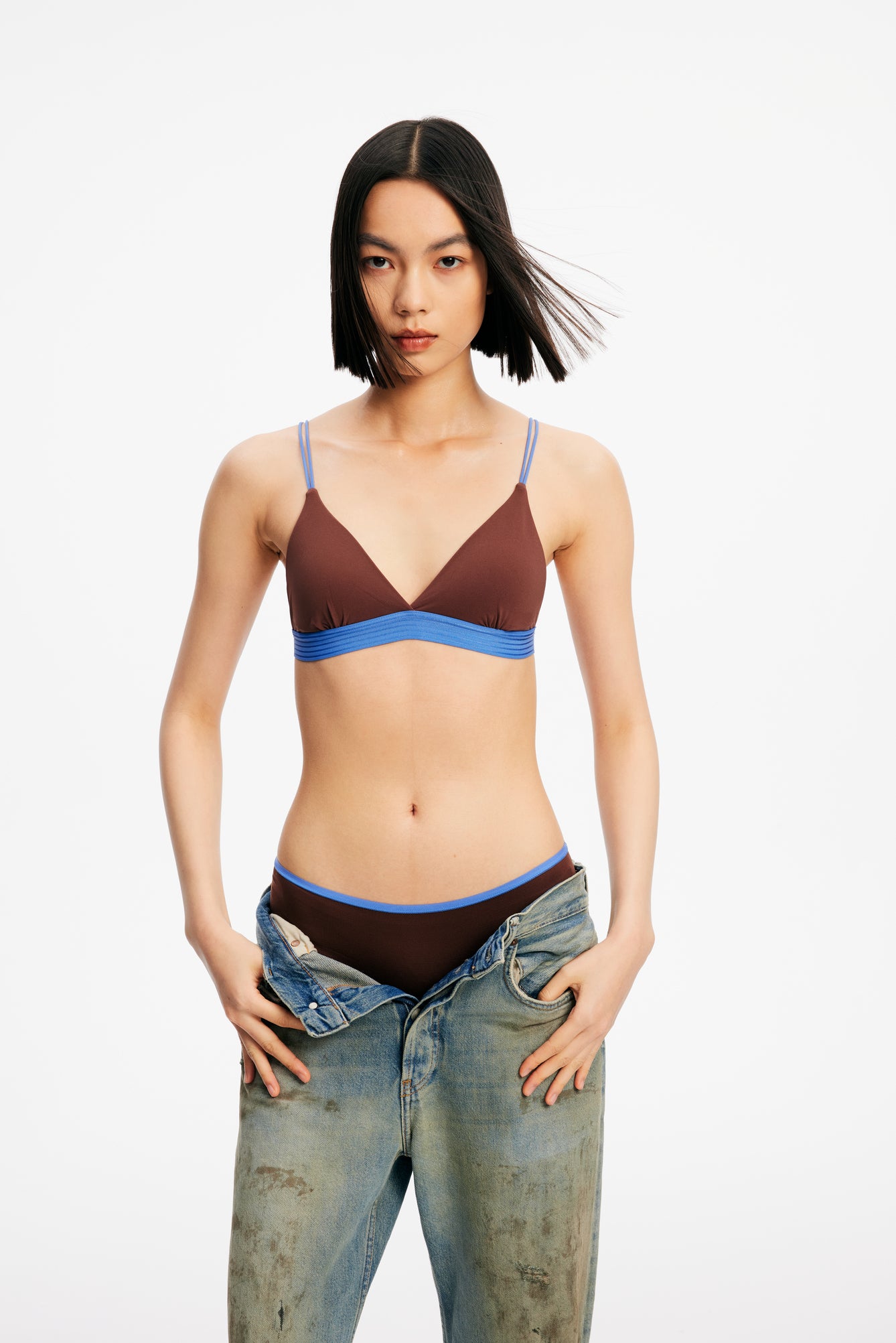 Wire-Free Contrast Triangle Bra - The Blender
