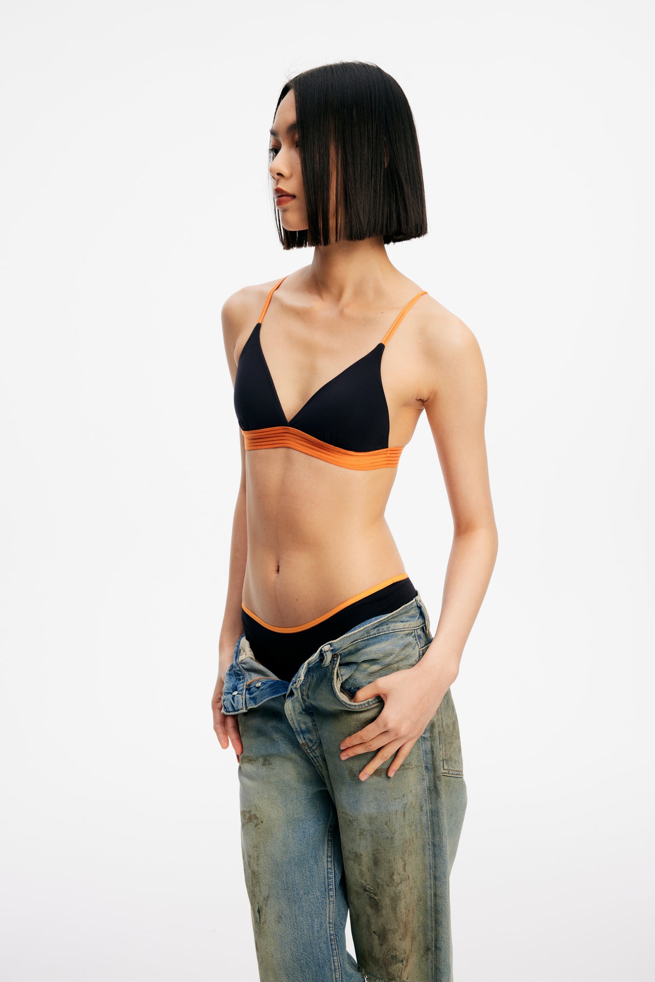 Wire-Free Contrast Triangle Bra - The Blender