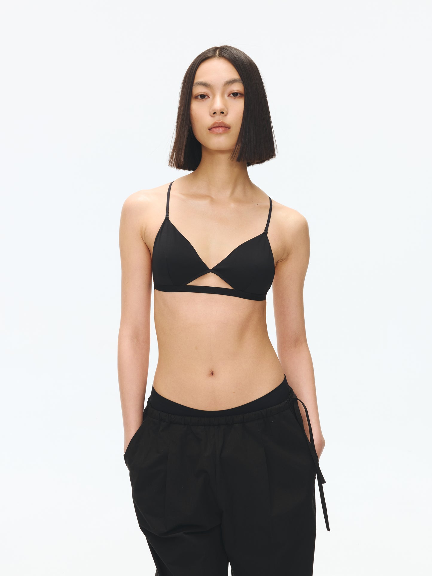 Hollow out triangle cup bra - The Blender